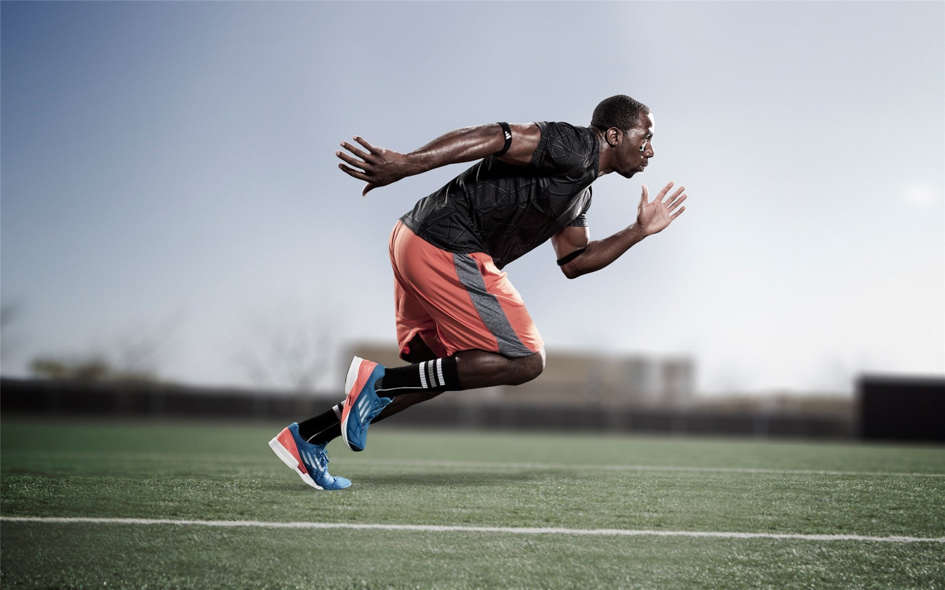 “青训基地引入先进科技，助推青少年技术进步”，青年训练营活动策划